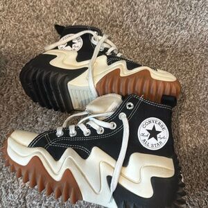 High Platform Chuck Taylor, Size women's 6